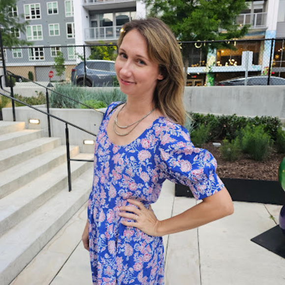 Meet your Posher, Heather - Picture 1 of 1